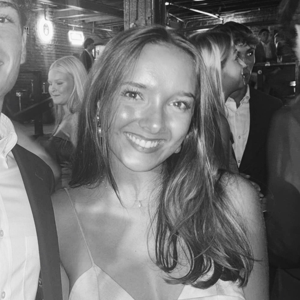 Meet your Posher, Madeline